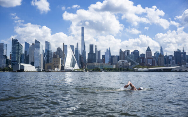 Un britanic a înotat 500 km în râul Hudson pentru a atrage atenţia asupra poluării apelor